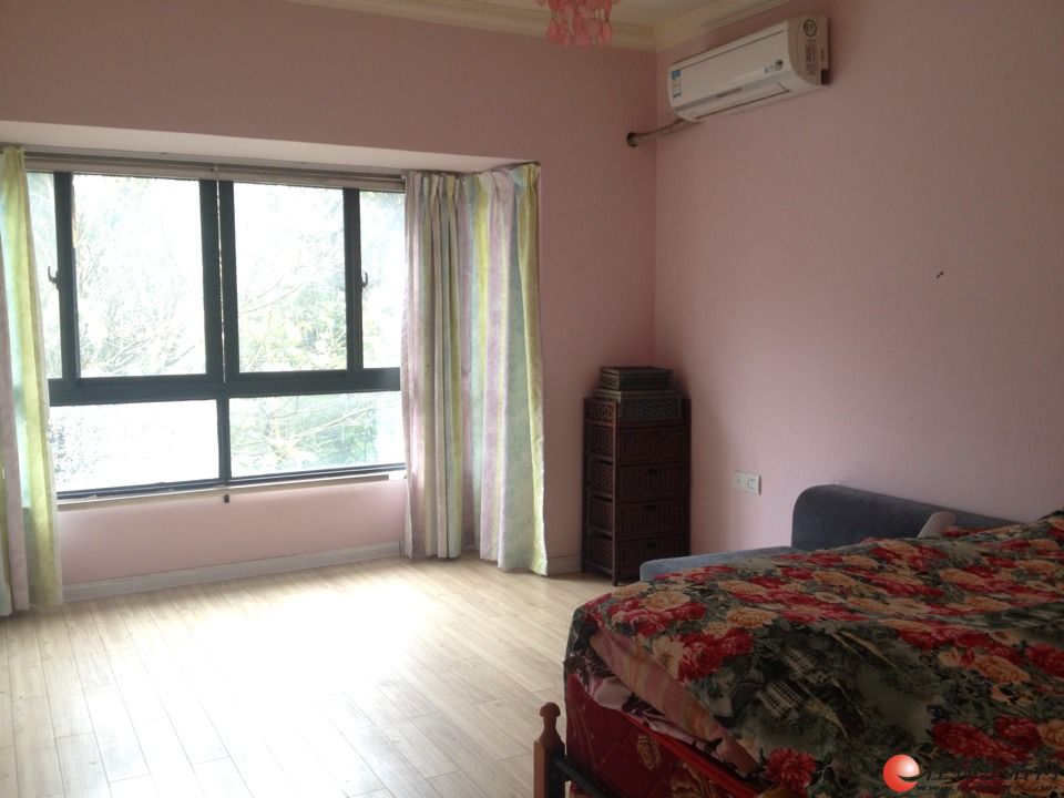 %�鷿��ѡ�ߵ�С��  ���޼��վ�װ2��  2¥  69��