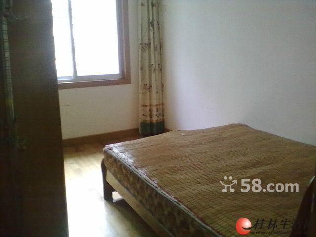 ��ֵ�÷���ʯ������С����3��2��110ƽ�׾�װ��1500Ԫ  �� ��ܰװ�ޣ������ס��4̨��