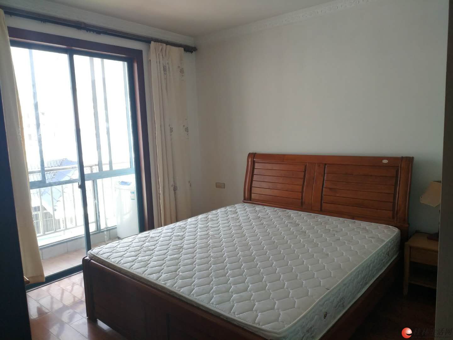���⣬���Ϸ�Դ���������������� ��ˮ����4��2��2�� 2300/�� 5̨�յ�