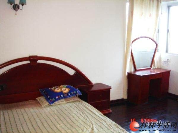  ���绨԰ 3��2�� 98�O ��װ�� 56�� �������