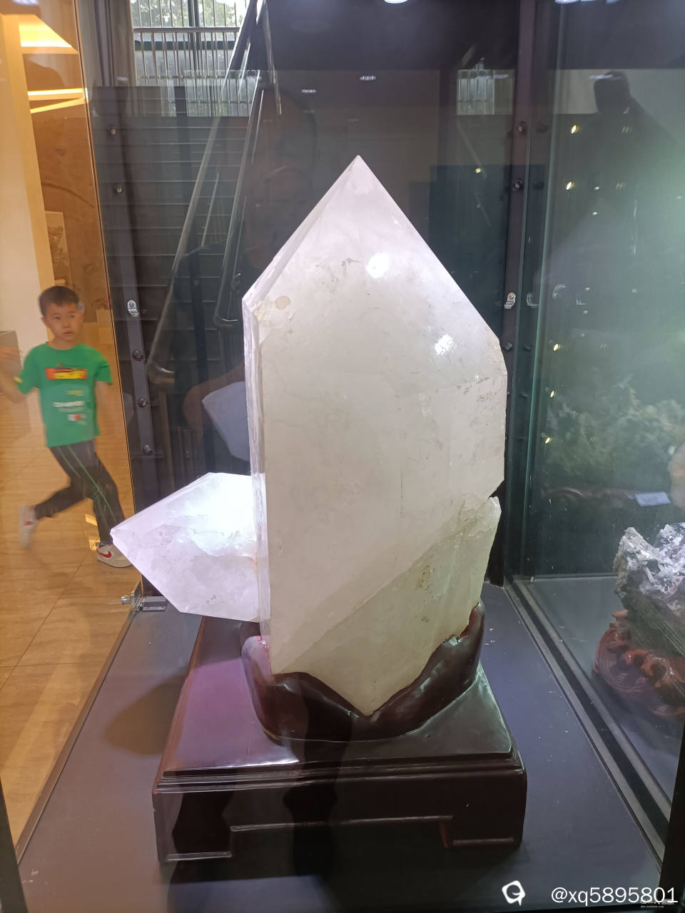 单晶矿石