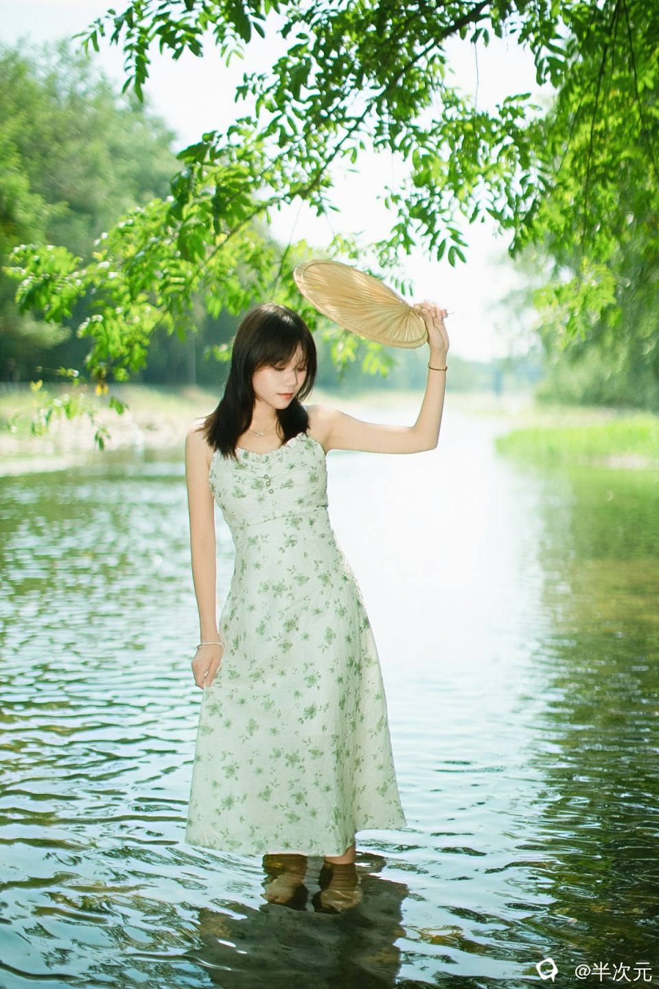 33b19f45-ee6f-50ff-a683-77823f518dc8.jpg