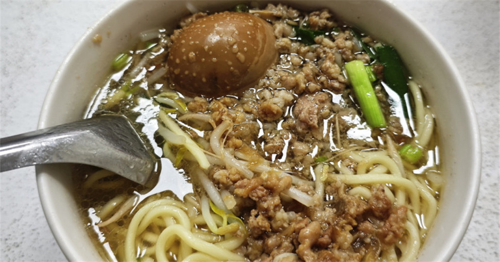 体验台湾切仔面