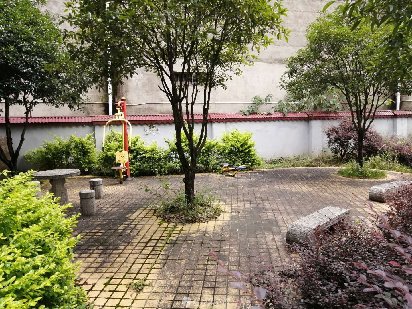 ���ʵ۾���ͥ��3����������103ƽ����ƽ�ͳ����ۼ�60��