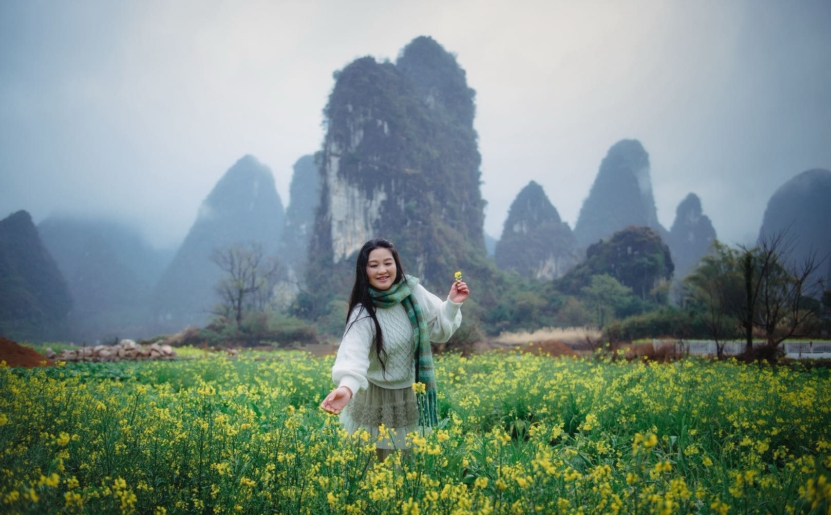 聽說(shuō)今年?yáng)|山村的菜花又開了
