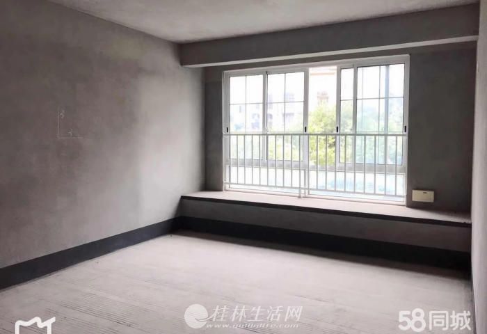 Z��̩����ʥ�� ��ֵ�÷� 125ƽ��130��  �г�λ����ˮ������