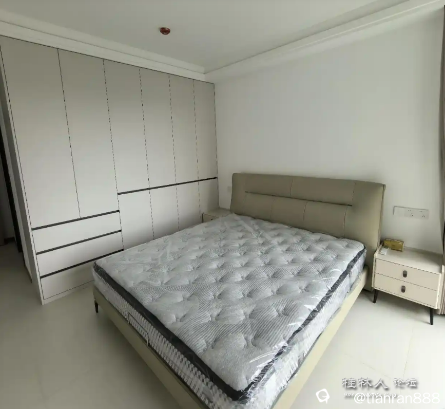 截图202510262209093743.png