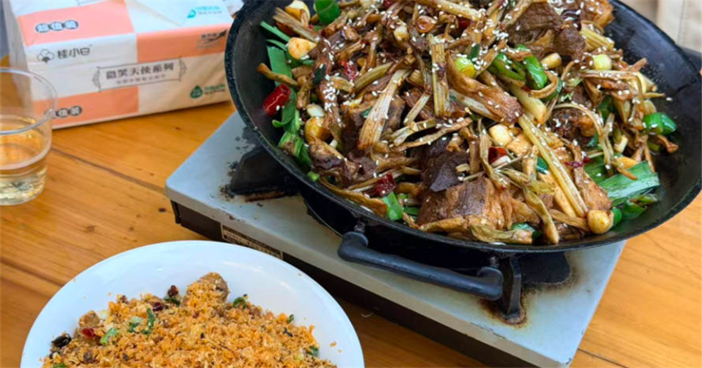 桂林这家社区小火锅，有点惊艳