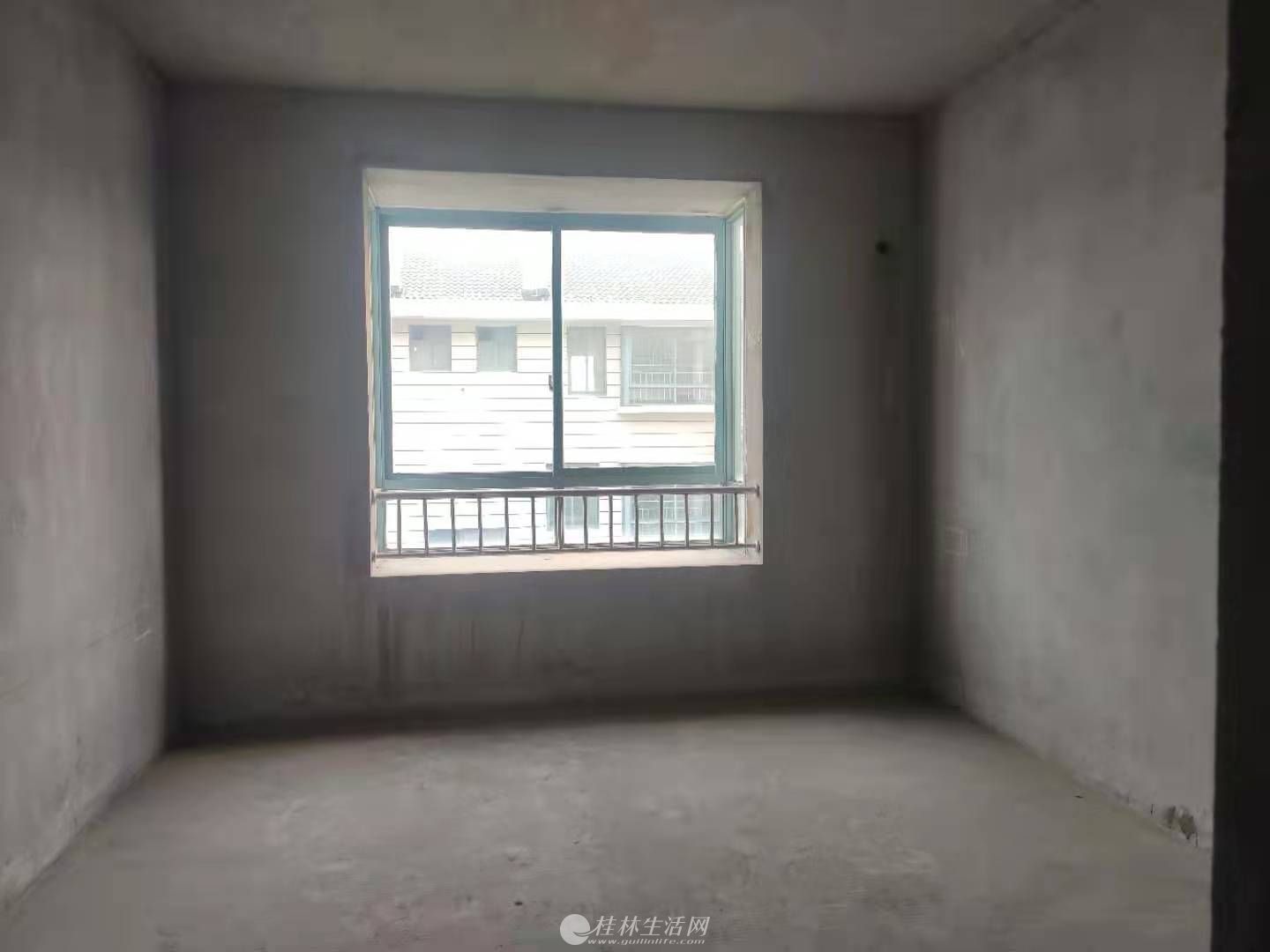 �������콭�߱�ˮ��԰��¥��������131ƽ118��