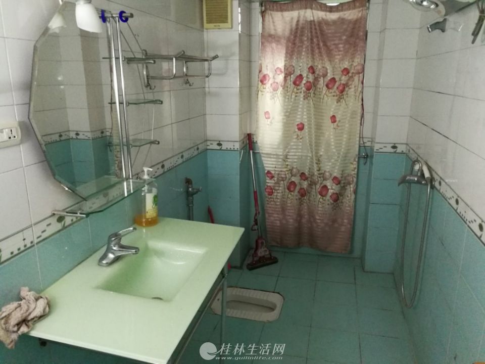 �������������ԷС�����Ҷ������׳���