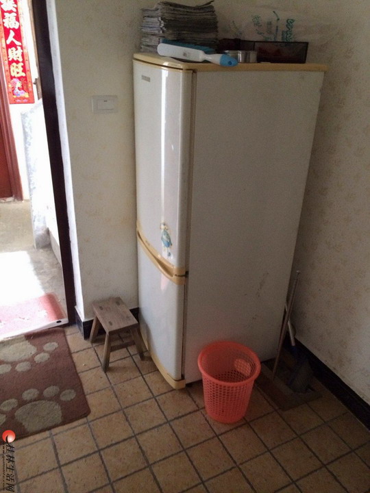 EE��ƺ��С�� �������� �Ҿ߼ҵ���ȫ �ֽ���1100/��!