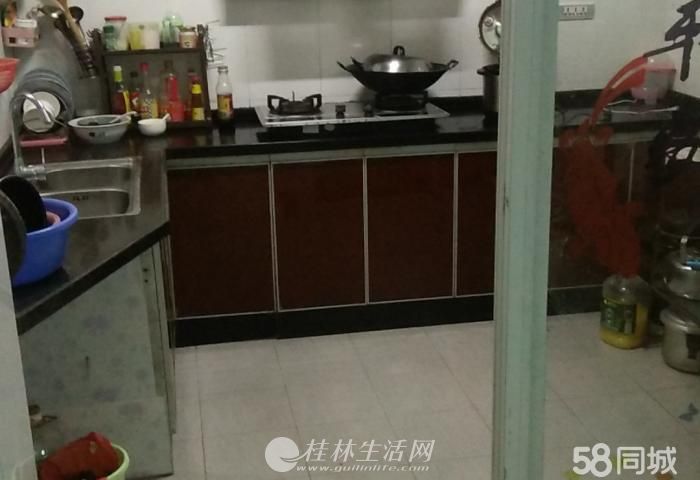 ���ĳ��ۣ���ӭ���������н�