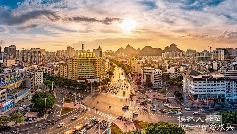 夕阳下的临桂大圆盘_20210714214528.jpg