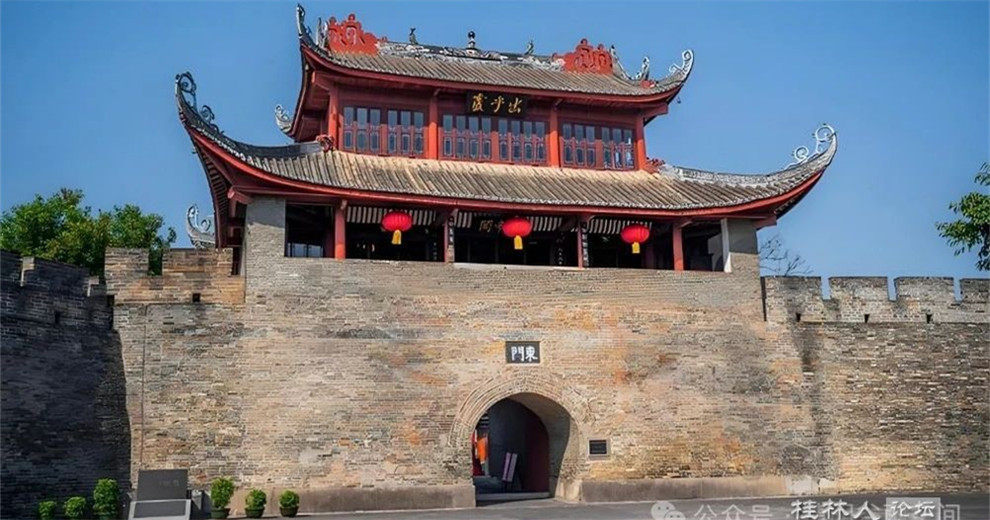 葫蘆藏仙境一水抱城流，中國2個壺城在廣西