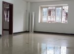 �����ˣ����н飬��վ������ʹ��õ���7¥����������������1800����ҵ��