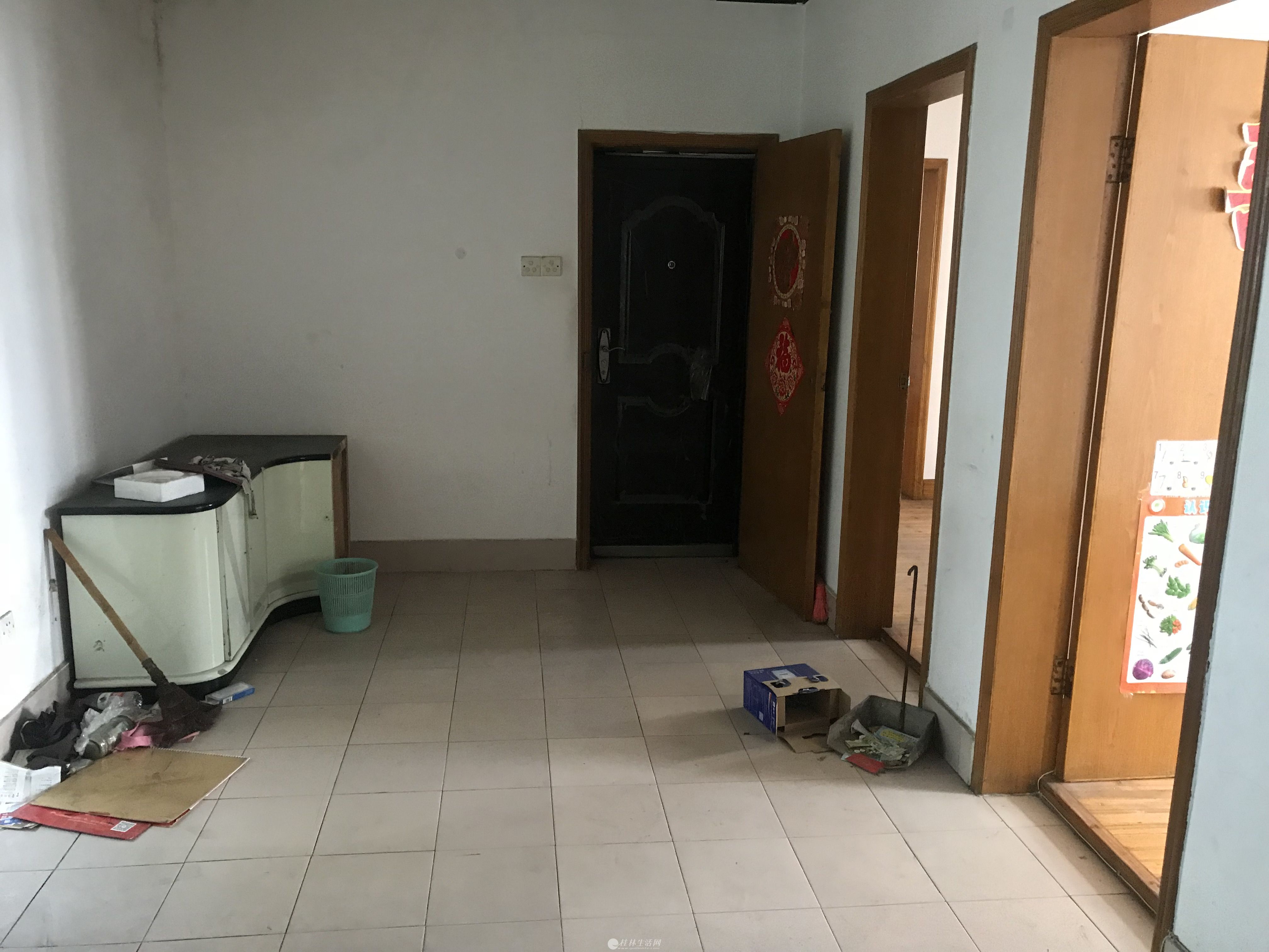 H�ź�Сѧ��������Ե�¥��3��1���ɹ��
