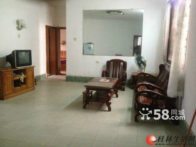 S�������С���ԶСѧ ����С��4¥ ʵ��3�� ���˷���� ����43��