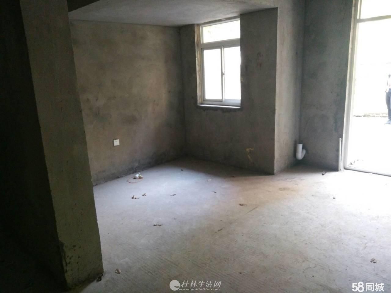 联达山与城 4室3厅3卫