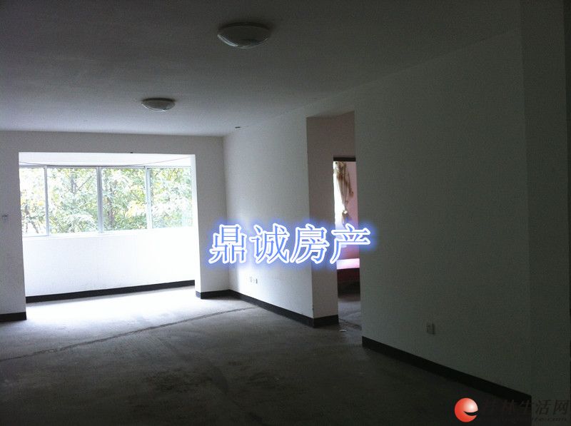 ��������С��07�� 2��2��1�� 80ƽ���һ�ڷ�����̩ǽ�һǽ֮��