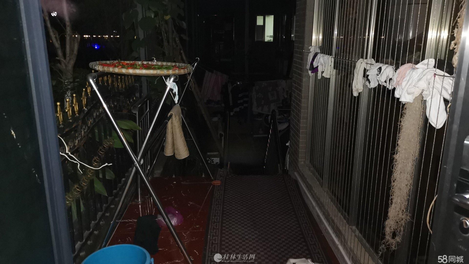 V������ �����㳡������«��·«�Ѳ��� ���ֿ���ʽ¥