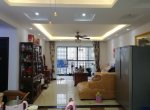 �ٹ������·�Ͼ�ƷС����װ����¶̨3������