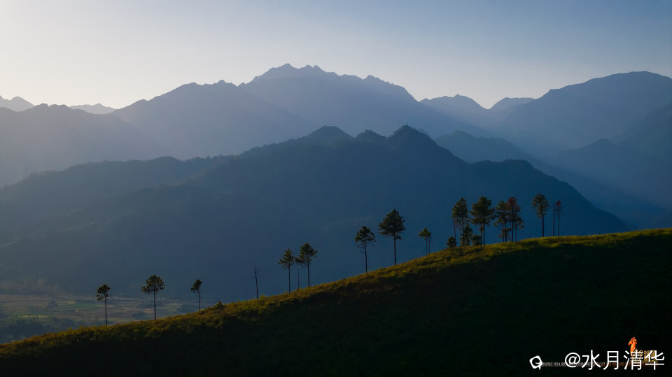 DJI_20241004172114_0006_D桂林论坛 (1).jpg