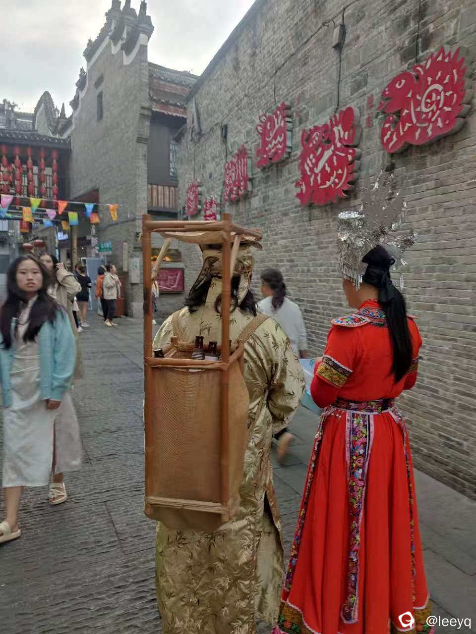 微信图片_20251026190310_497_267.jpg