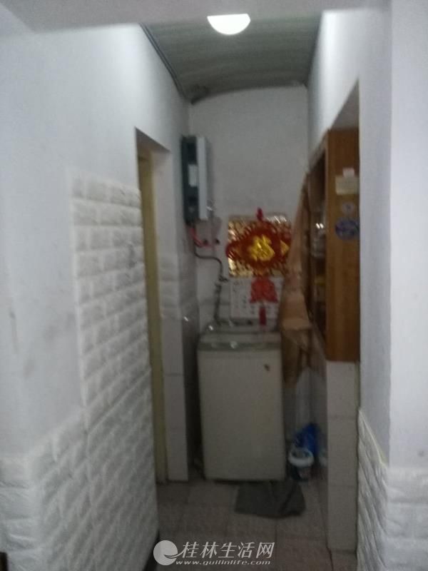 ������Ҥ�ڽ�����Сѧ�� ��¡ԷС�� 2��76ƽ42��