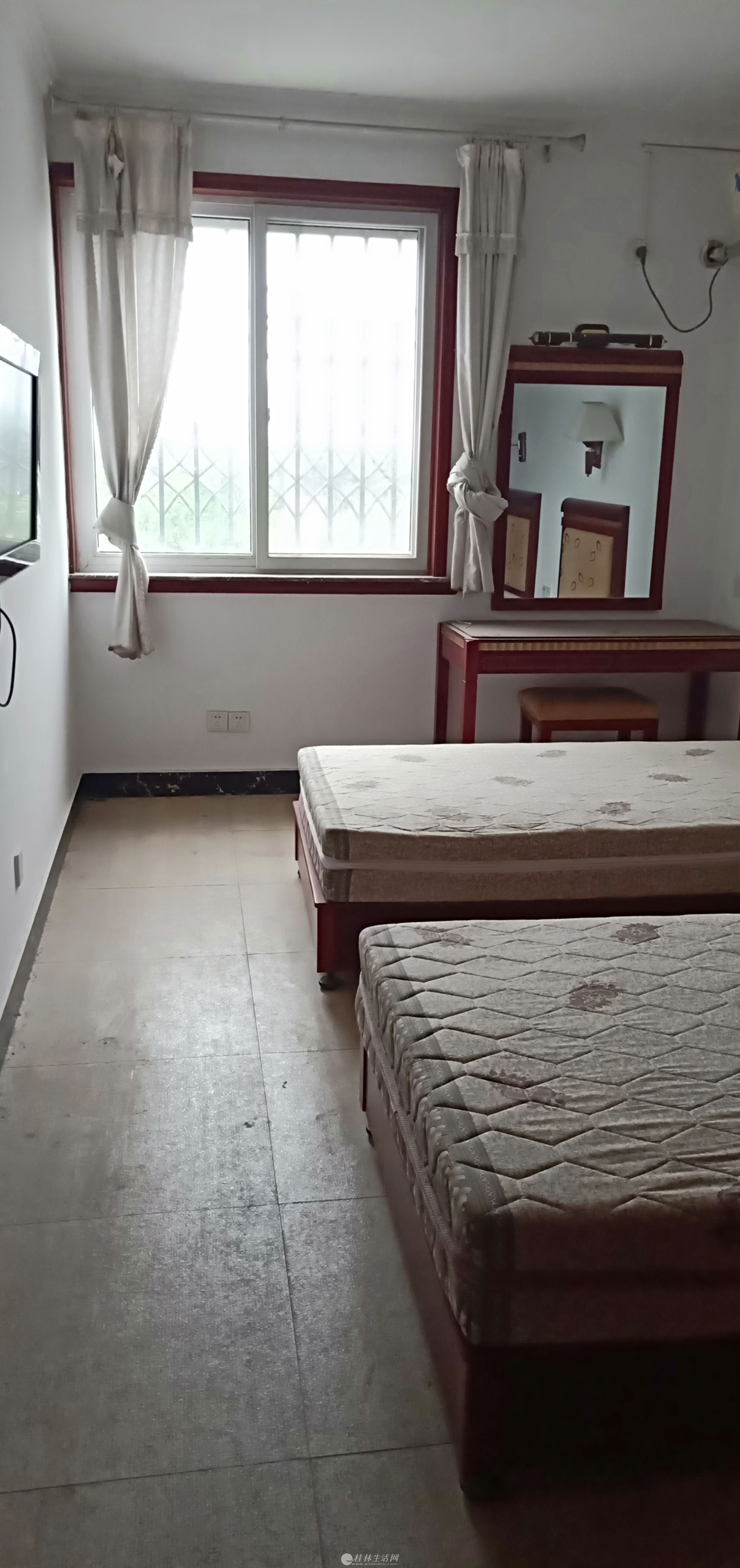 xqȺѧ̩Сƽ¥90ƽ80ҵбͣλ