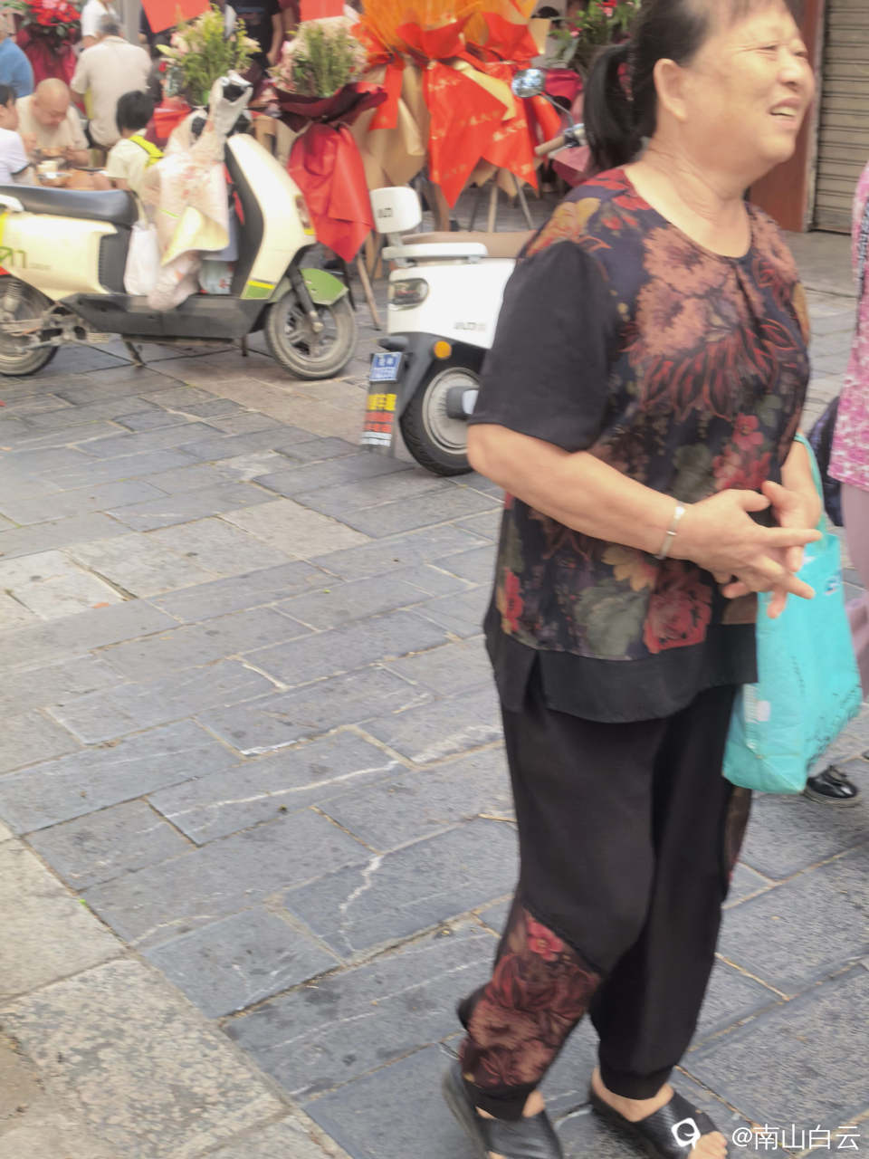 1405bcdf-a072-db21-3549-c2d542082b09.jpg