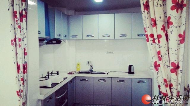 999������ѧ��+��װ������·�����С�� 3��2��2��  3¥ 120�O 95�� ��������̨
