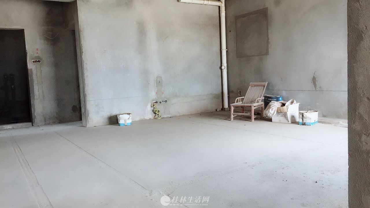 H�۰������ͳǳ��û�����ˮ��ʽ¥5��2��3��235ƽ200��