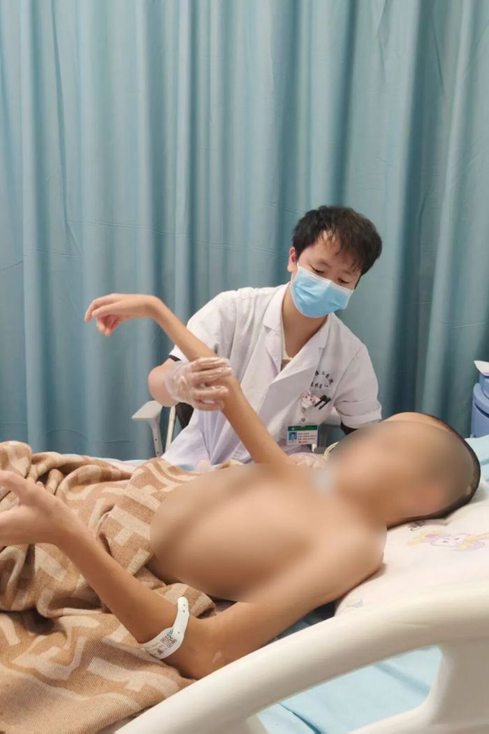 康复训练.jpg