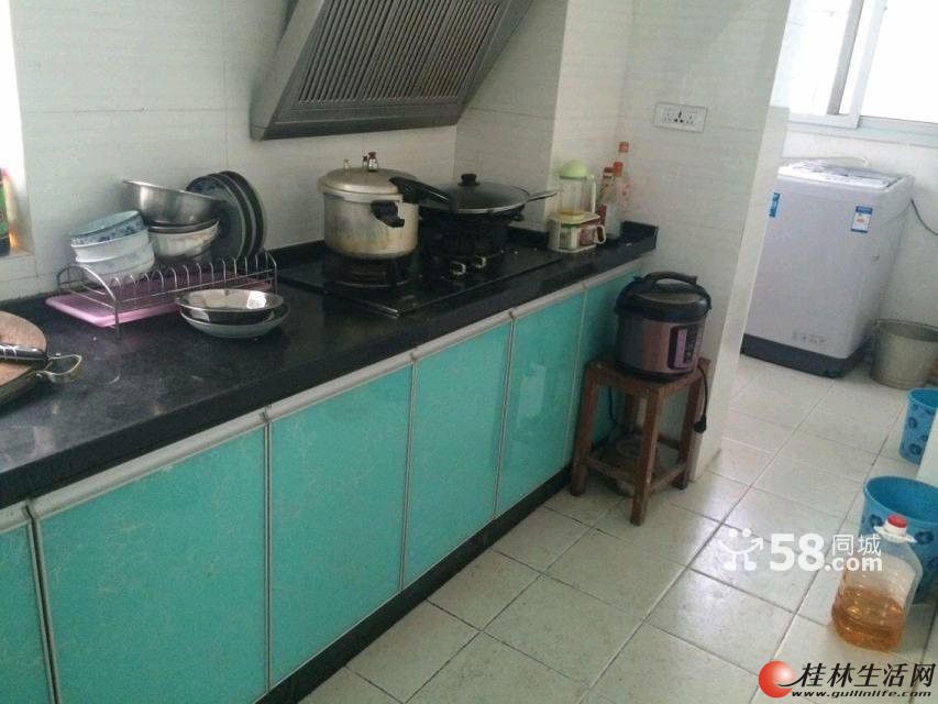 EE ����·������ɽׯ��3�� �ҵ�Ҿ���ȫ 1800/�� �����ס����
