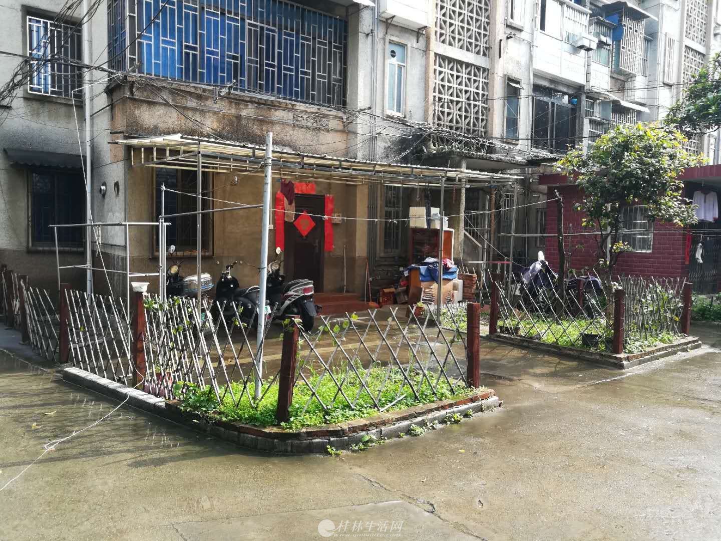 ����·����1¥����50ƽ����СԺ����������Ȩ74ƽ��ʵ��105ƽ��43��*