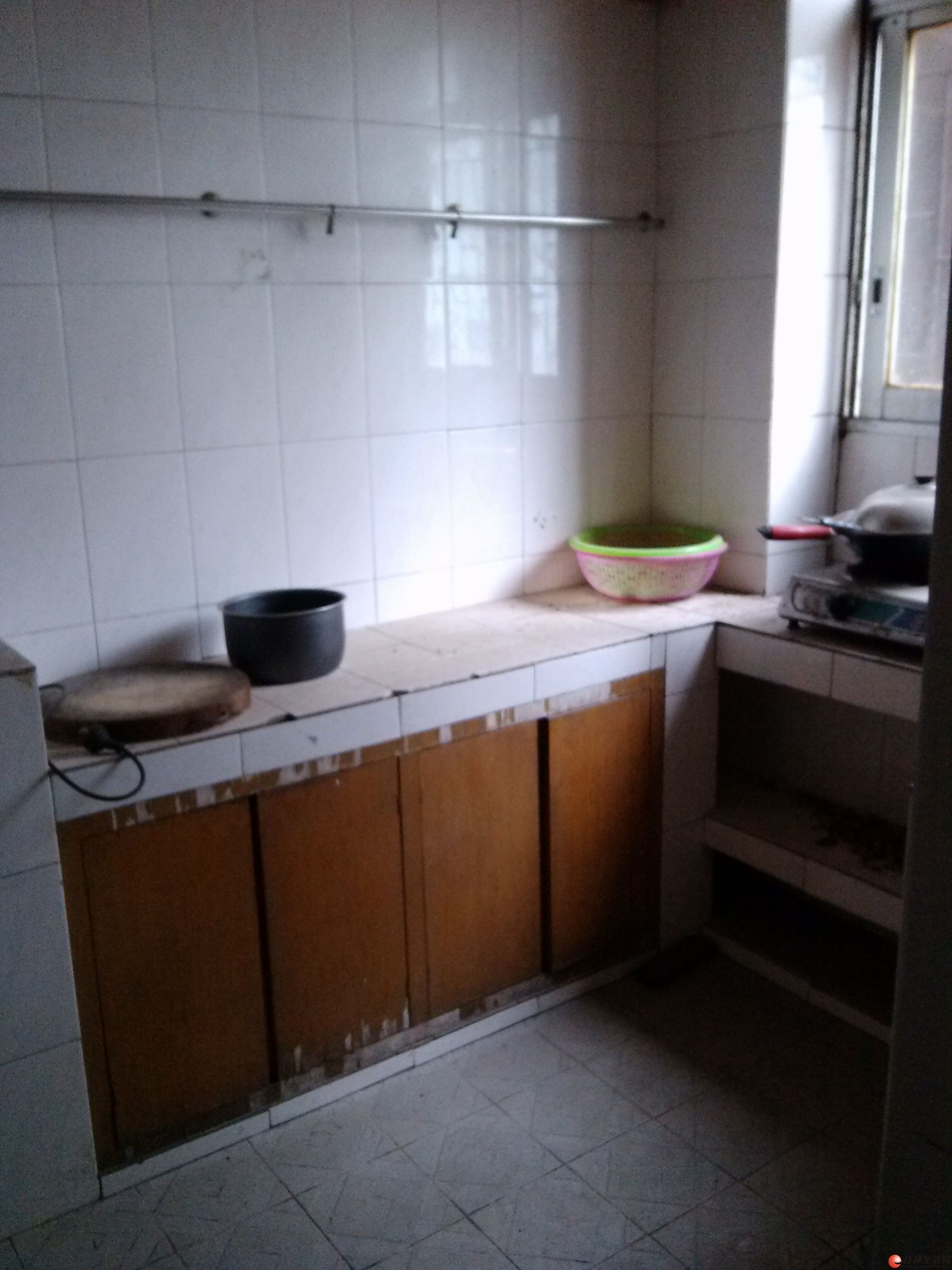 s��һ�߽�������������2��102ƽ 3¥�ͼ�48��