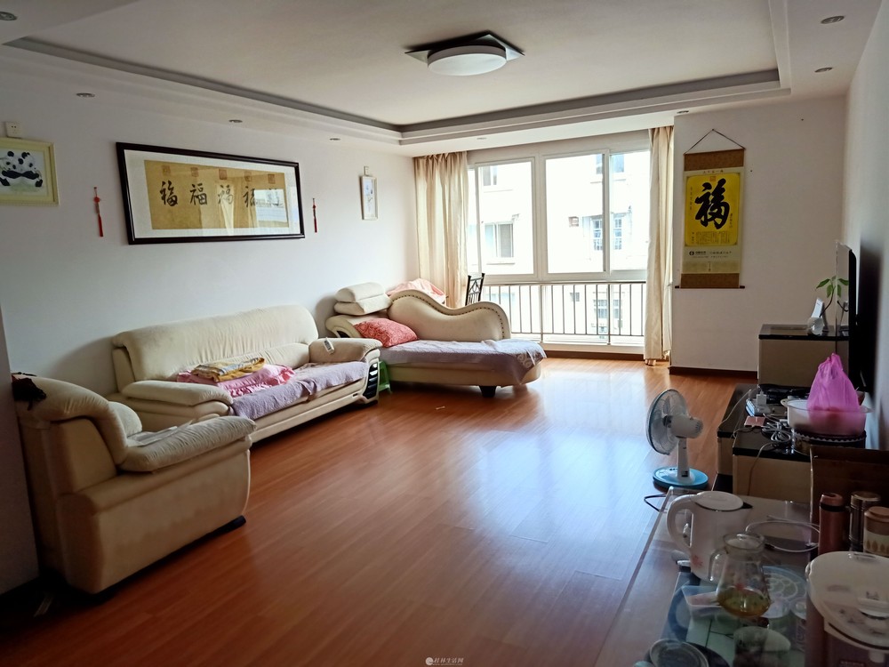 ������ ����· ���ֵ�������� 108��3��2��2��134ƽ ˫��̨