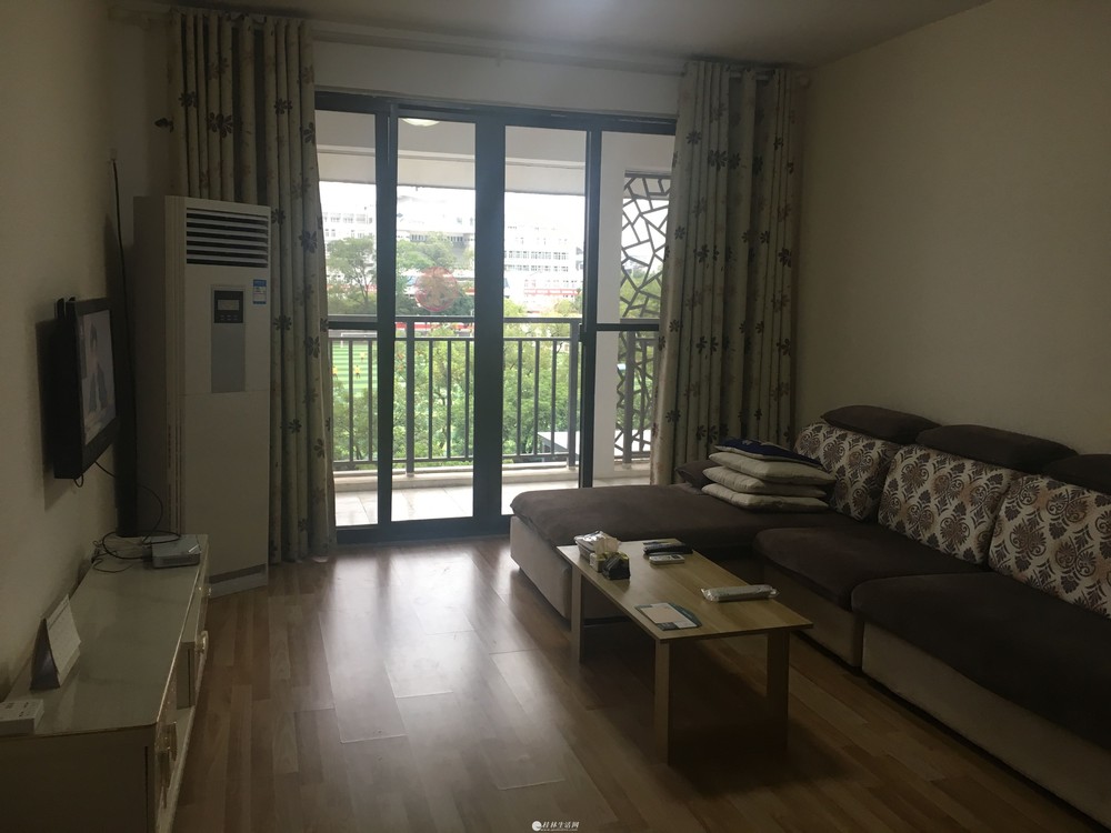   ��̩� 2��1��1�� 89ƽ�� �ϱ�����  ��װ��װ��   ��ͨסլ 2900Ԫ