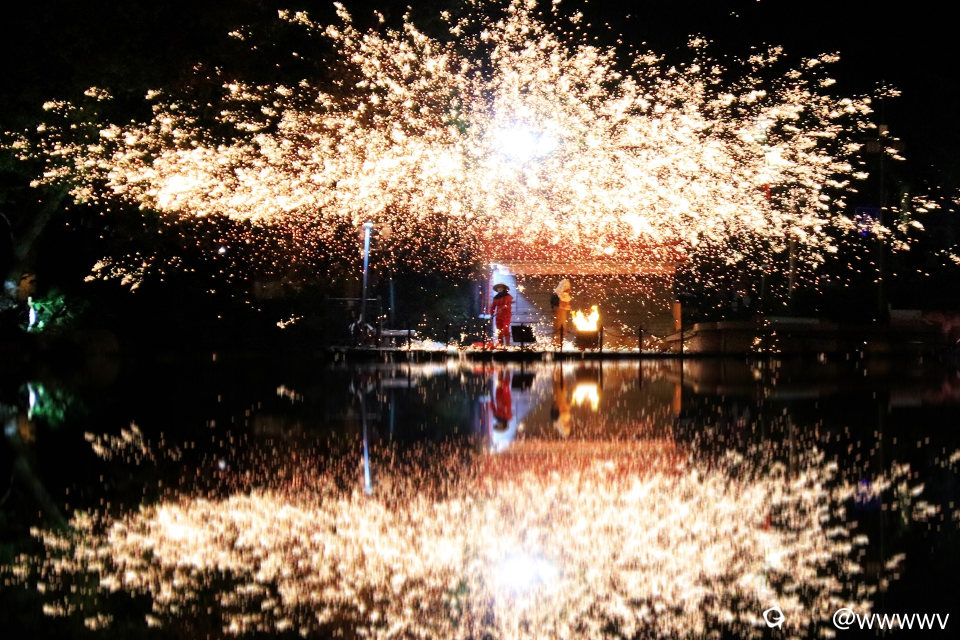 铁花绽放.jpg