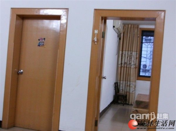 S��վ ����վ �м�λ��,��ʳ��2��1��1��39��