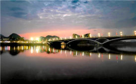 解放桥下观早霞