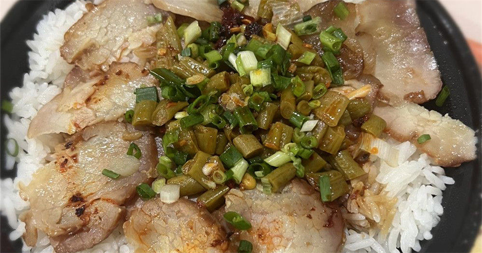 华荣5块钱的叉烧饭，怎么样？