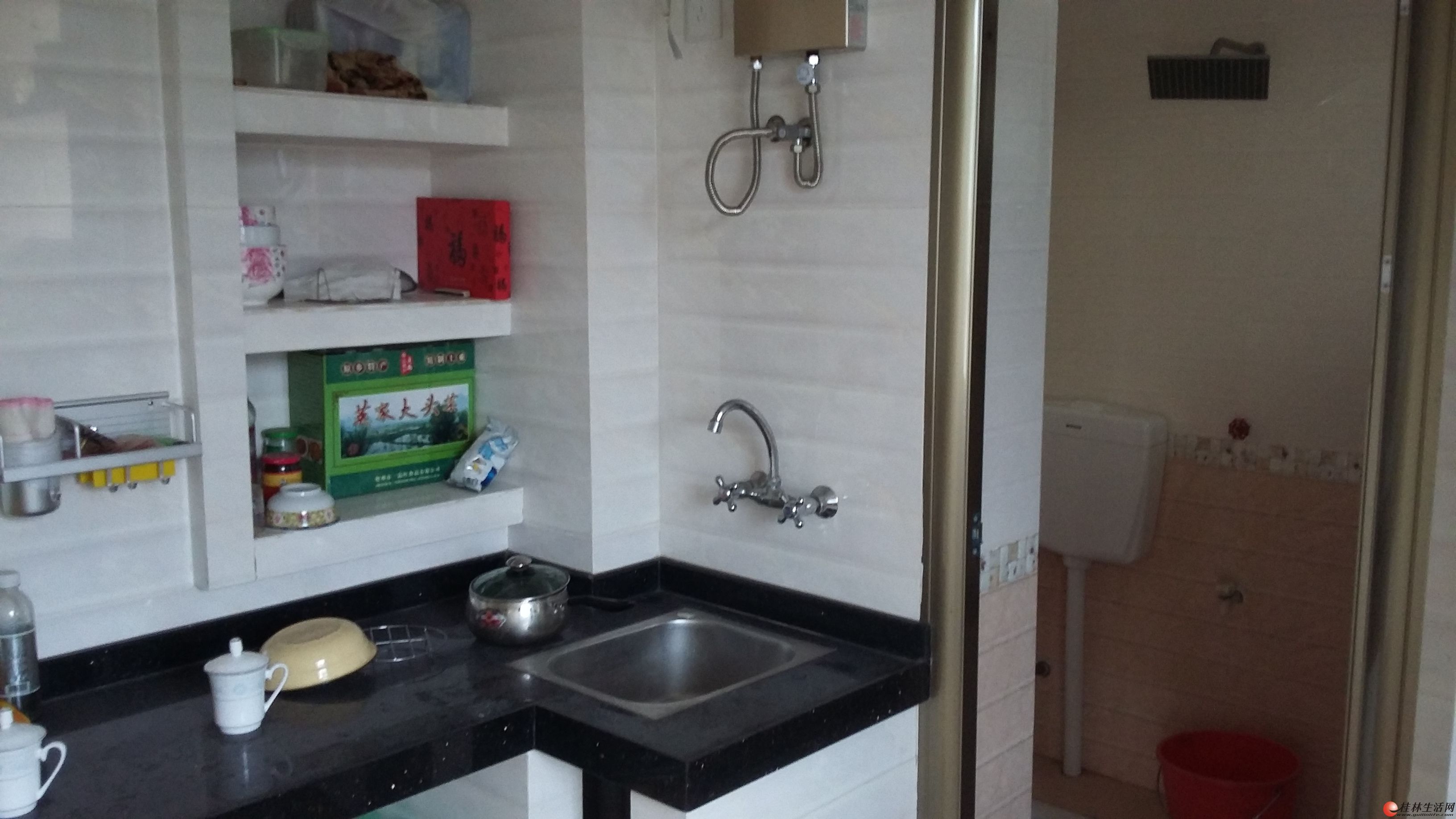 �ź�ѧ������·33�ţ�����һ��һ������̨һ����䣬97������װ��δ��ס�����н�
