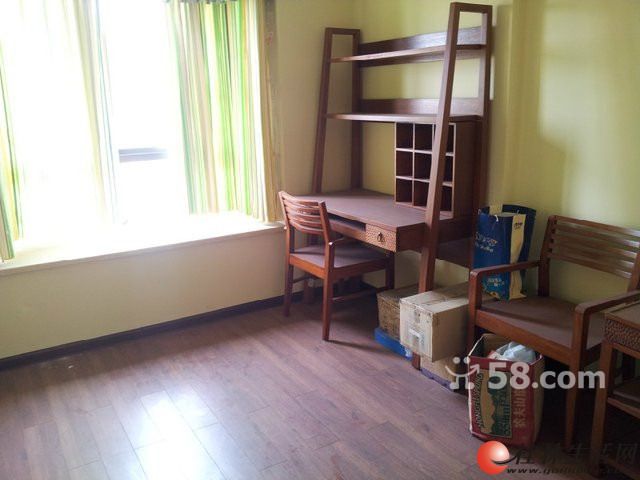 �����޼��ա����ĵش���װ��3��2�����ݷ�����2700/��