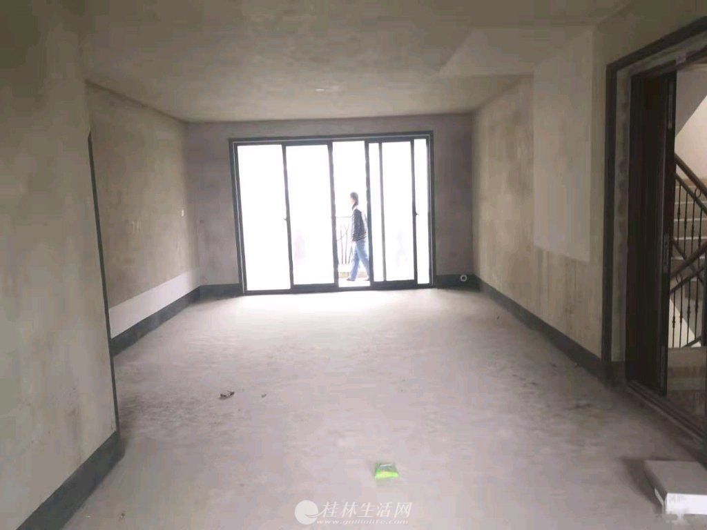 ������ ���㳡 �˽��Ͽ� ��ˮ4��165��