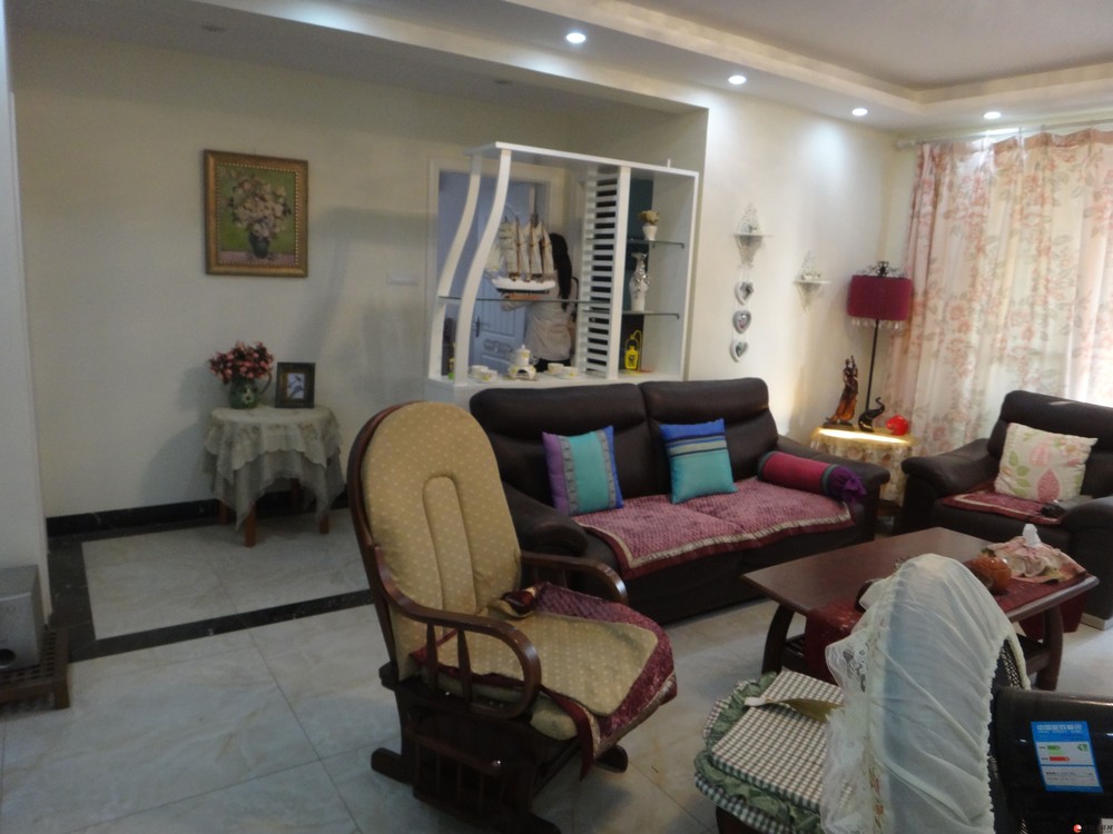 R �ߵ�С�� ����ʥ���״γ��� ��װ 96�O3��2��1�� ����λ4000/�������ס