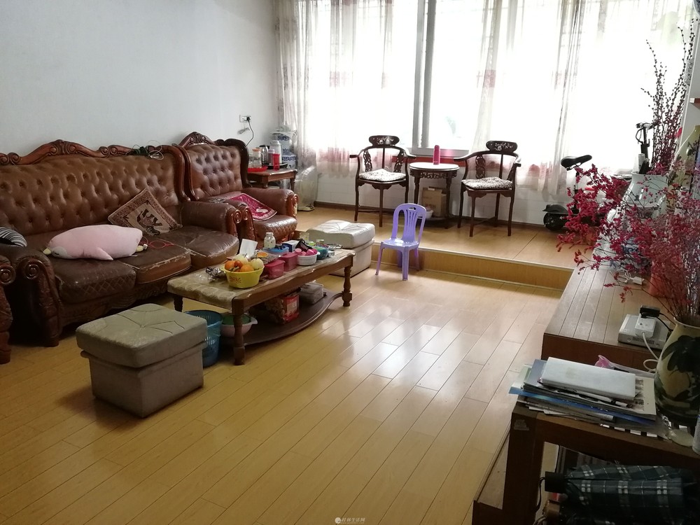 H���ű���ѧ��������·�ڣ�5��2������¥��ʵ��125ƽ�ף�95��