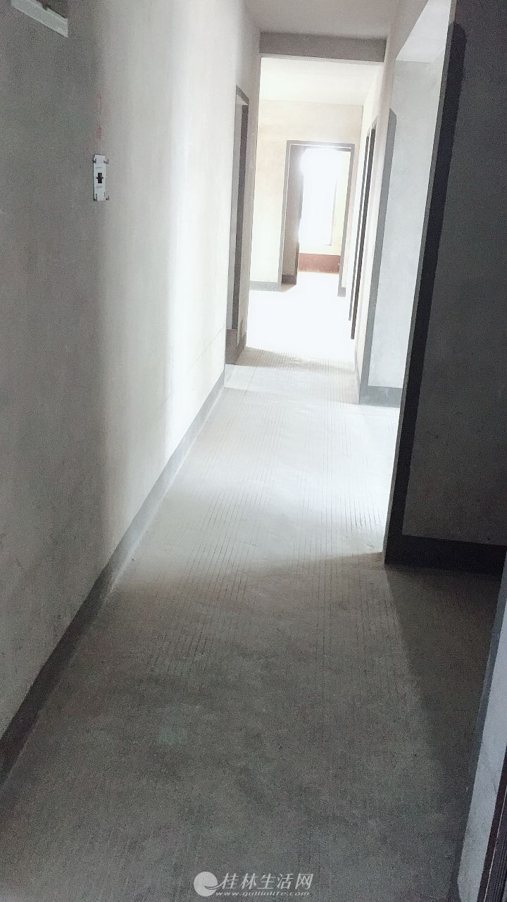 H�������ͳ� ����԰ ��ˮ�� 127ƽ ������¥ 130��