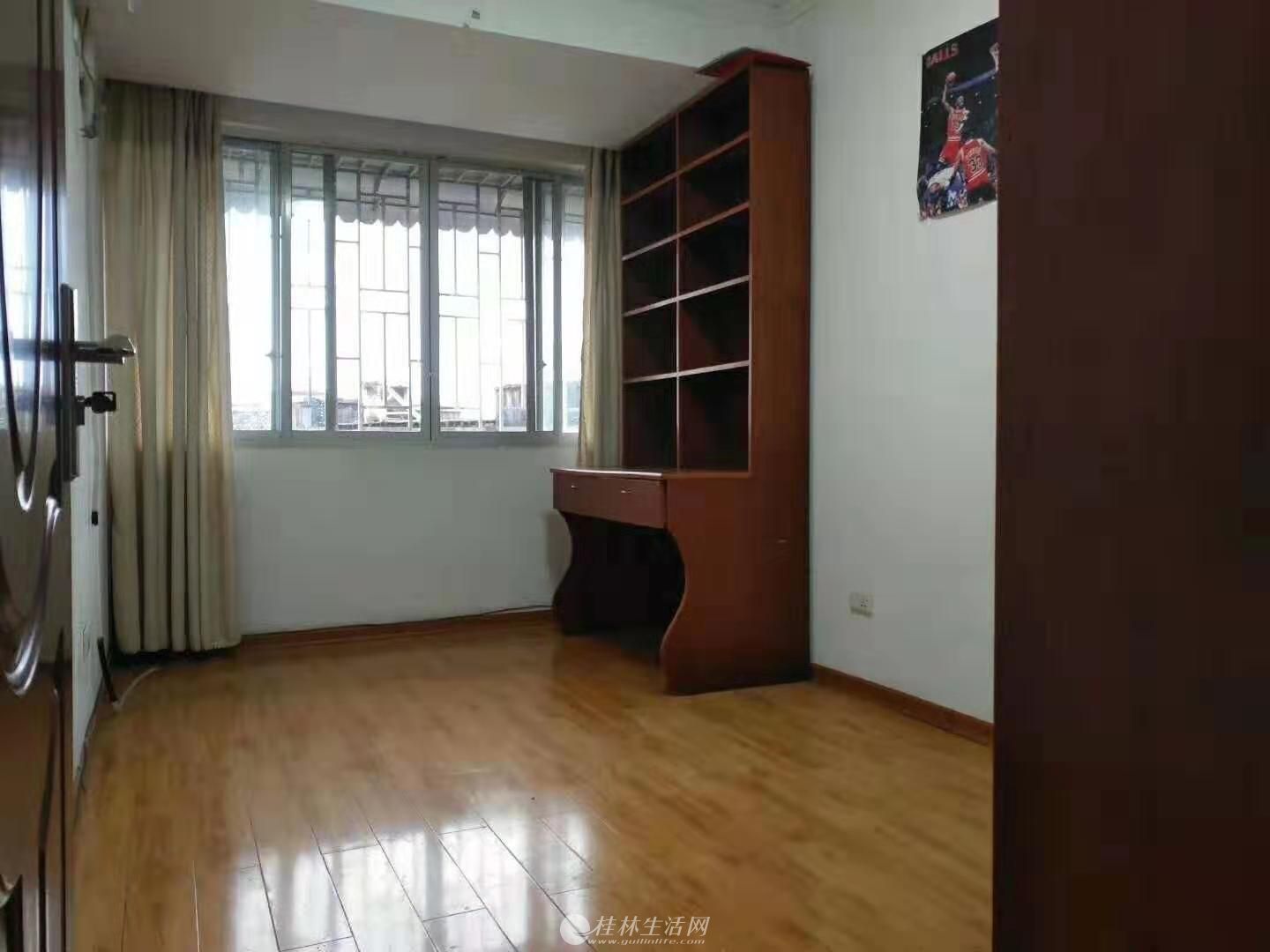 �ź�ѧ������·��������һ����3¥��Ȩ75ƽʹ�����90ƽ88�� ����ҵ��ͣ��