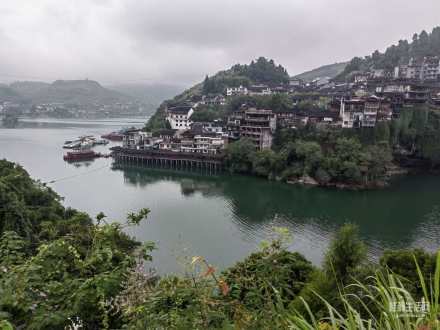 自駕賞秋之湘西芙蓉鎮(zhèn)，八面山